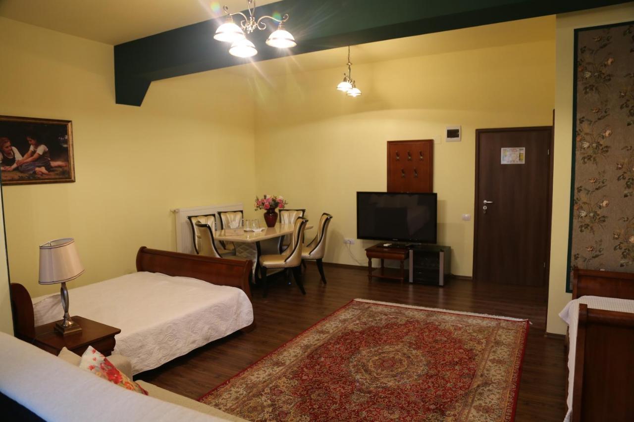Boutique Vila White Duchess Năvodari Exterior foto