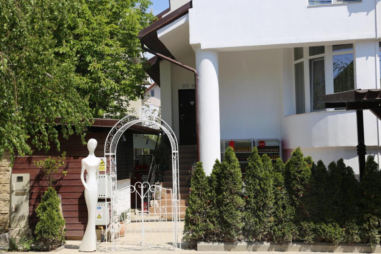 Boutique Vila White Duchess Năvodari Exterior foto