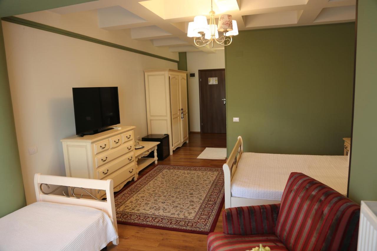 Boutique Vila White Duchess Năvodari Exterior foto