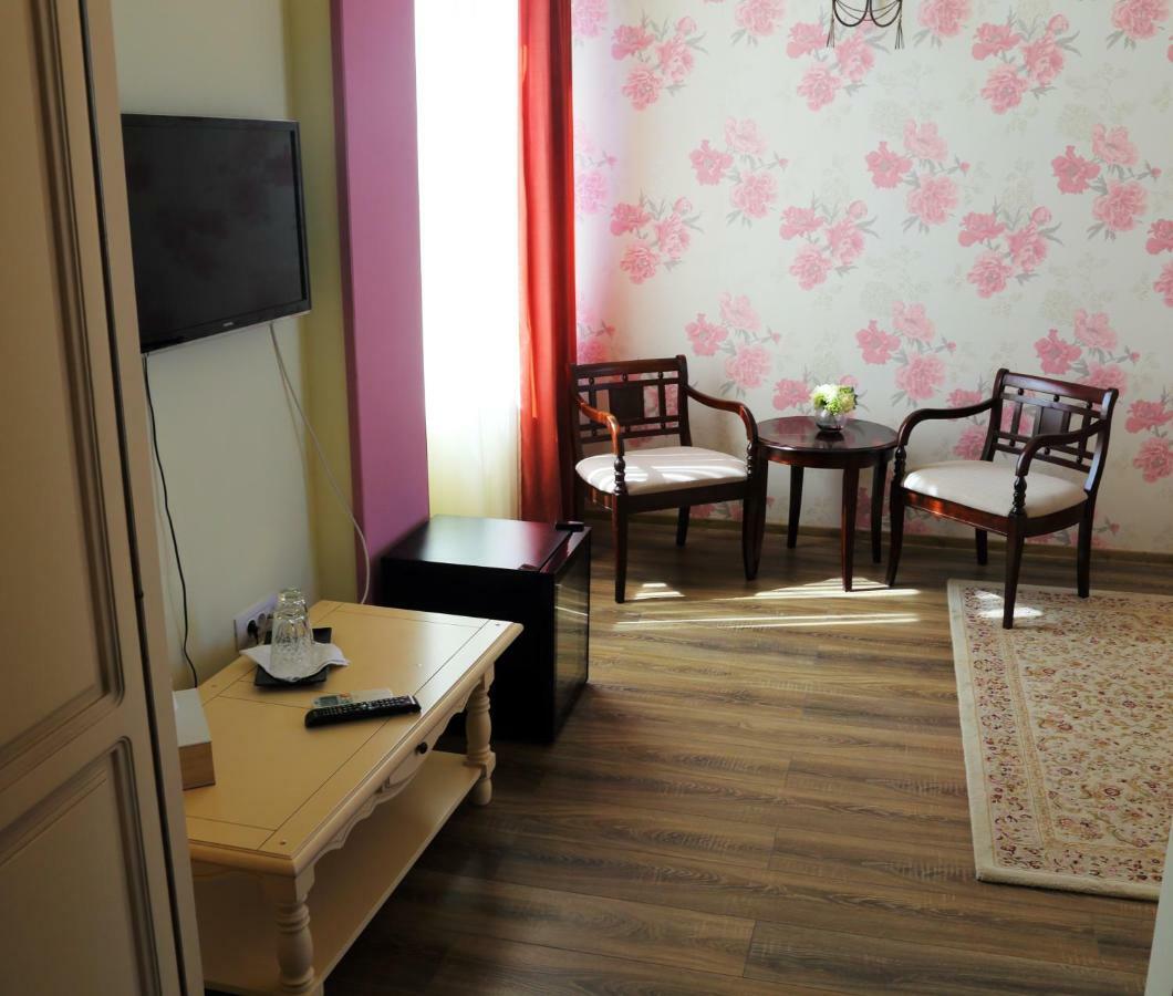 Boutique Vila White Duchess Năvodari Exterior foto